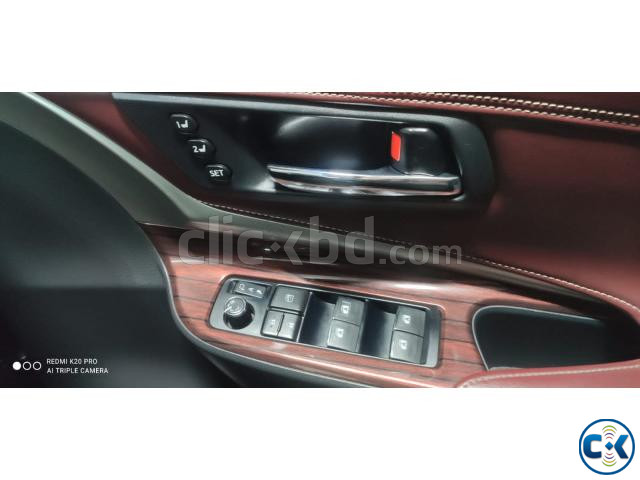 TOYOTA HARRIER large image 0