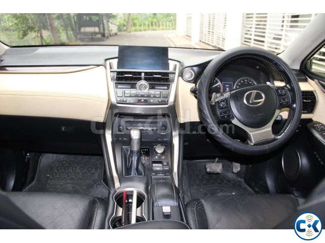 Lexus NX200T Seat Memory Sunroof 2015 large image 2