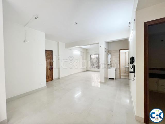 South-Facing Flat at Bashundhara for Sale large image 1