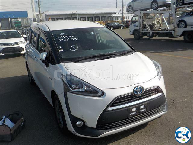 Toyota Sienta cureo 2018 large image 0