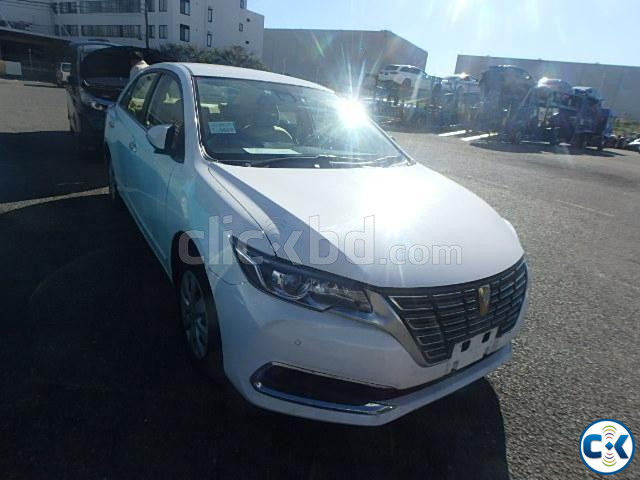 Toyota Premio Fl Push Beige 2018 large image 0