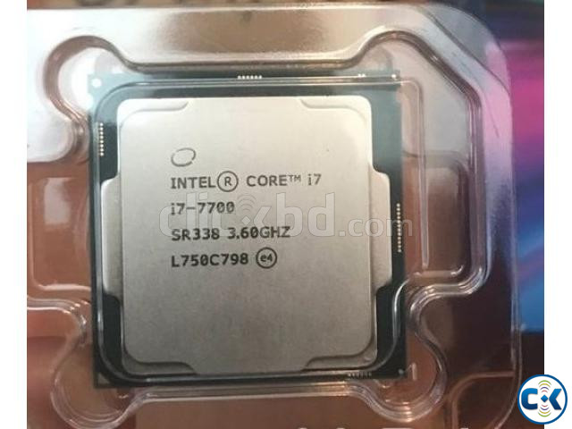 Core i7 7th Gen - i7-7700 3.6 GHz Kaby Lake Quad-Core large image 3