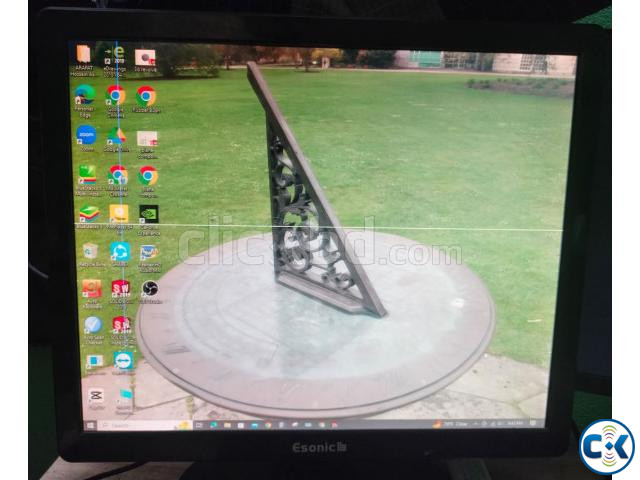 PC Monitor 17 sqr large image 1