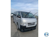 Hiace DX 2019