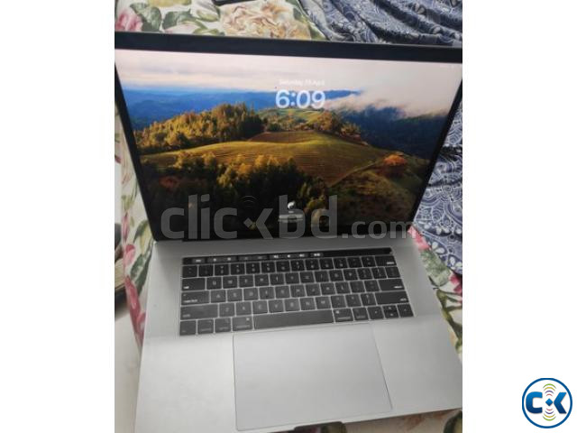 macbook pro i7 16gb ram large image 0