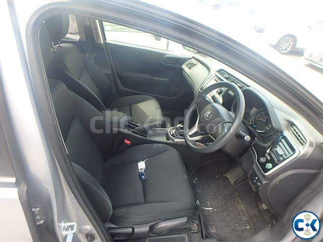 HONDA GRACE DX SILVER 2019 large image 3