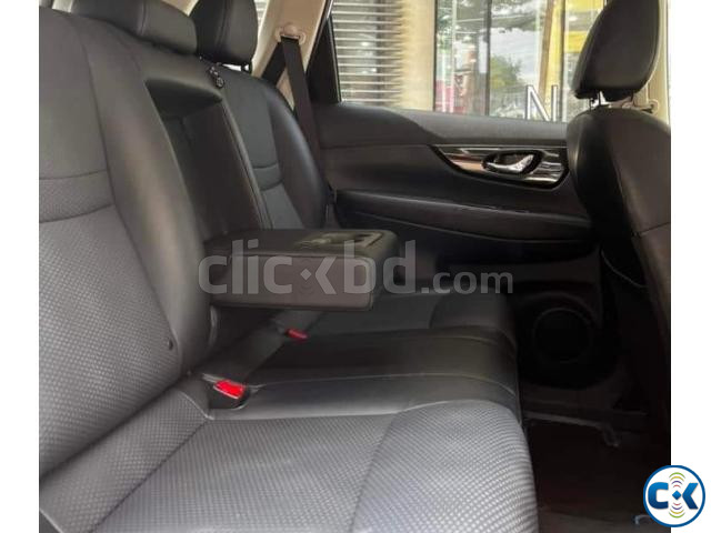 NISSAN X-TRAIL 4WD large image 4