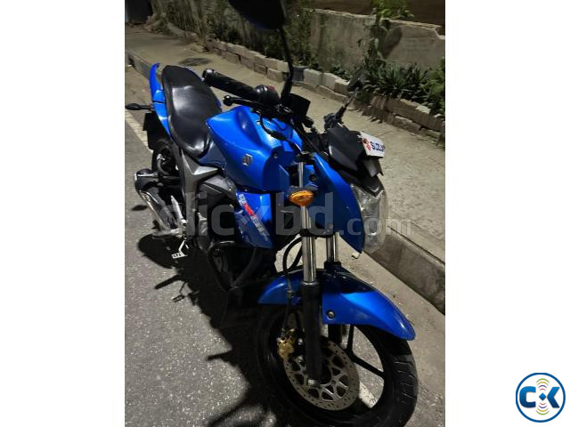 Suzuki Gixxer 155CC - Year 2015 - Millage 30 000 KM large image 3