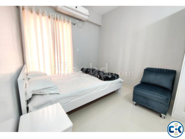 Furnished 2-Bedroom Serviced Apartment for Rent in Bashundha large image 0