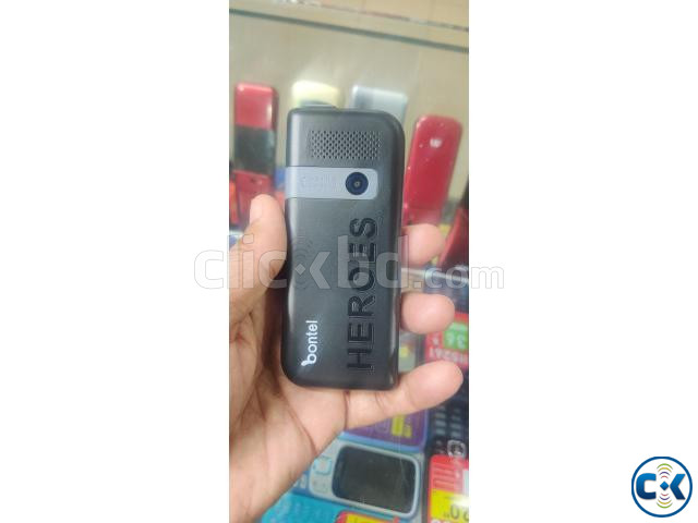 Bontel F400 Feature Phone New Intact large image 2