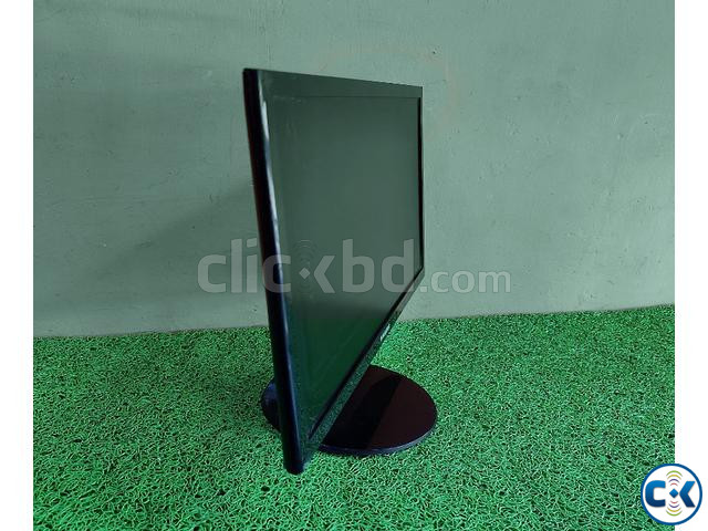 Samsung 19 LED Monitor Wide Screen Crystal Clear Display large image 2