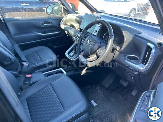 Toyota Noah S-Z Point-5 2023 large image 1