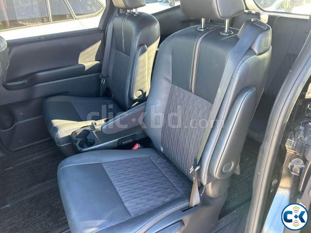 Toyota Noah S-Z Point-5 2023 large image 3