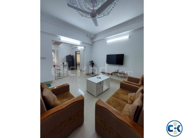 Furnished 2 Bedroom Serviced Apartment RENT in Bashundhara R large image 2