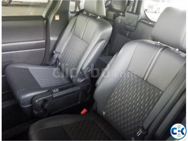 Toyota Noah 2023 large image 2
