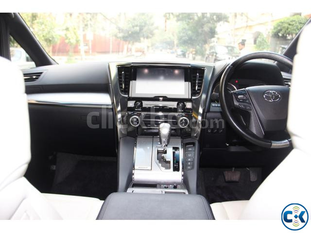 Toyota Alphard Executive Lounge E-Four Sunroof 2019 large image 4
