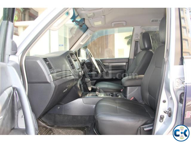 Mitsubishi Pajero Exceed V93 2006 large image 2