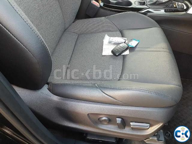 Toyota Corolla Cross Z Leather 2024 large image 4