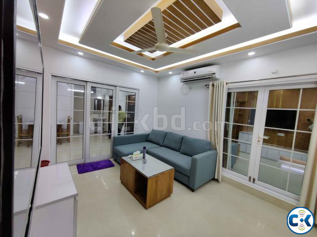 Modern Luxury 3-Bedroom Apartment in Bashundhara R A large image 3