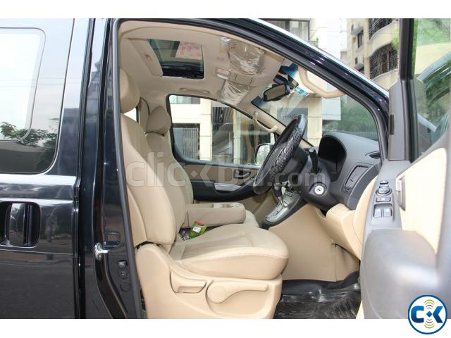 Hyundai H1 New Shape Sunroof 2021 large image 2