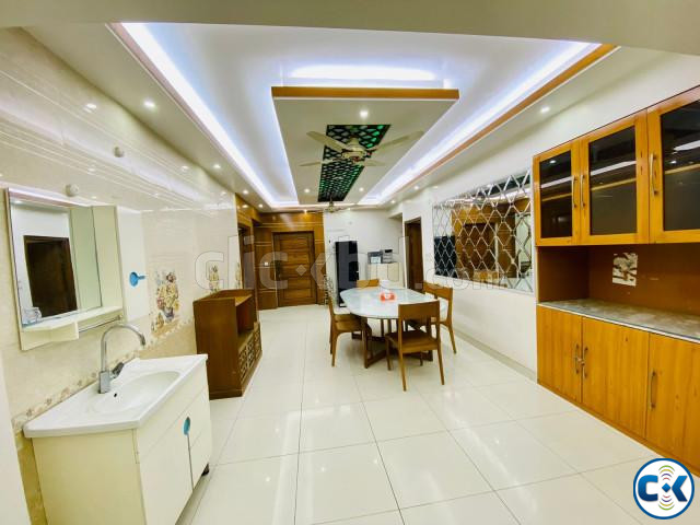 Modern 4-Bedroom Furnished Apartment in Bashundhara R A large image 4