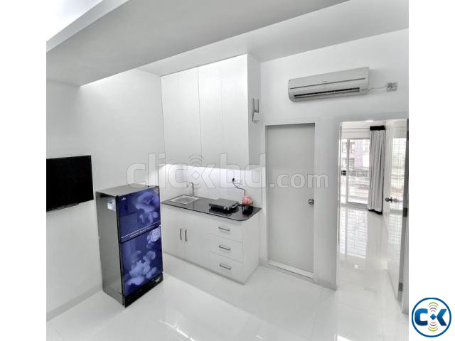 Modern Studio Living 1 Room Bashundhara R A large image 1