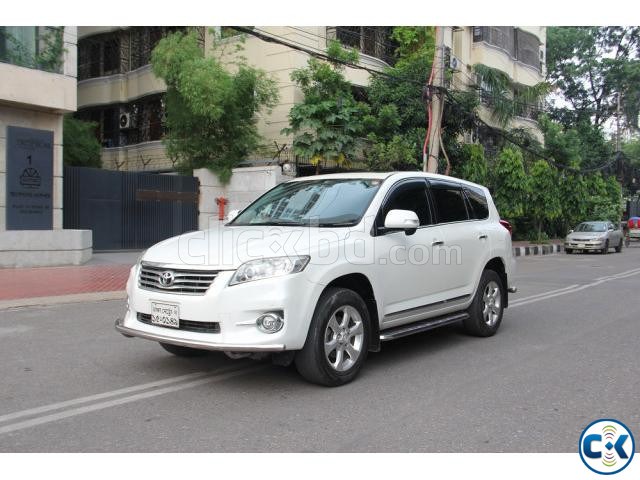 Toyota Vanguard 7 Seat Sunroof 2010 large image 1