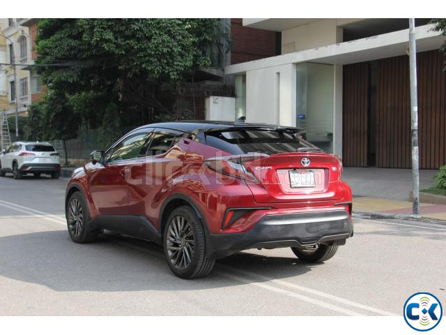 Toyota C-HR G-LED Package 2017 large image 1