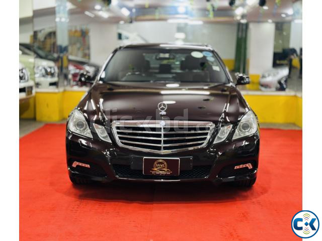 Mercedes Benz E200 large image 4