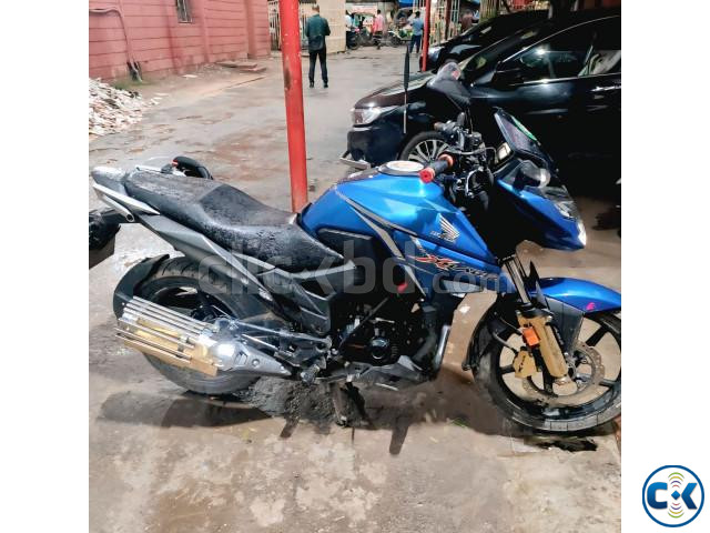 Honda X-Blade 160cc 2023 Single ABS Urgent Sale large image 2