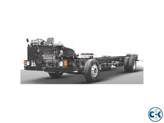 Eicher Bus Chassis ৬ সিলিন্ডার বিশিষ্ট শক্তিশালী BSIII ইনলাই large image 1