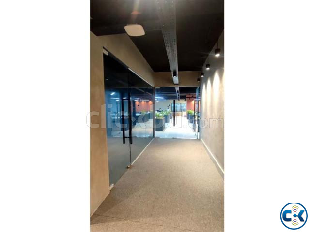 Rent a commercial Space large image 1