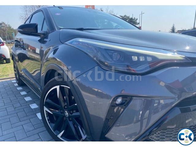 Toyota C-HR 2021 large image 0
