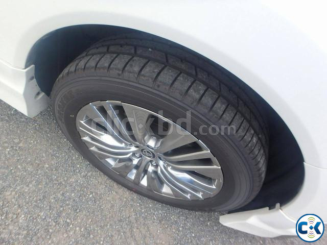 Toyota harrier 2024 large image 3