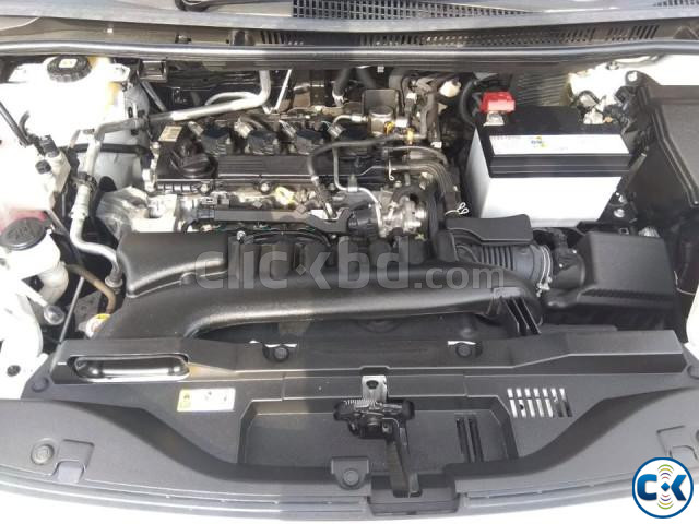 Toyota Voxy 2023 large image 2