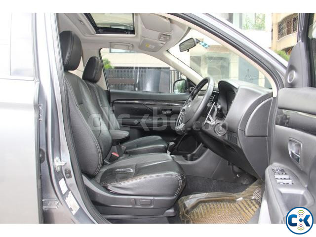  Mitsubishi Outlander New Shape - 2016  large image 2