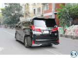 Toyota Alphard Executive Lounge E-Four 2019