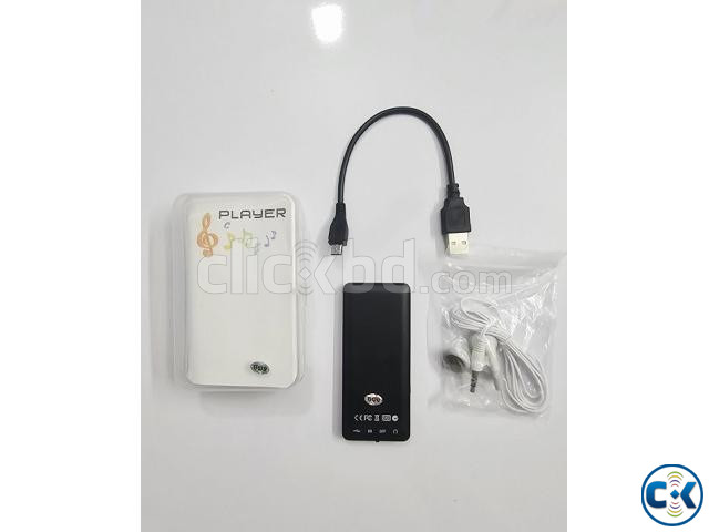 D9 MP4 Player 1.8 inch Color Screen 8GB Music Player FM Radi large image 2