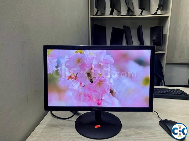 GIGASONIC 19 HD LED Monitor large image 0
