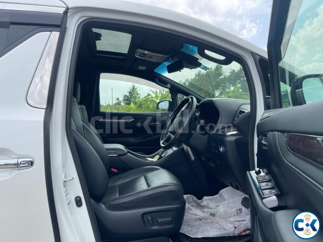 Toyota Alphard Executive Lounge E-Four 2018 Sunroof large image 2