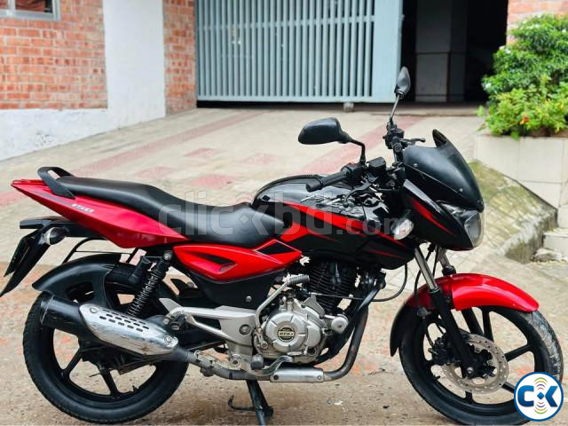 Bajaj Pulsar 150cc large image 3