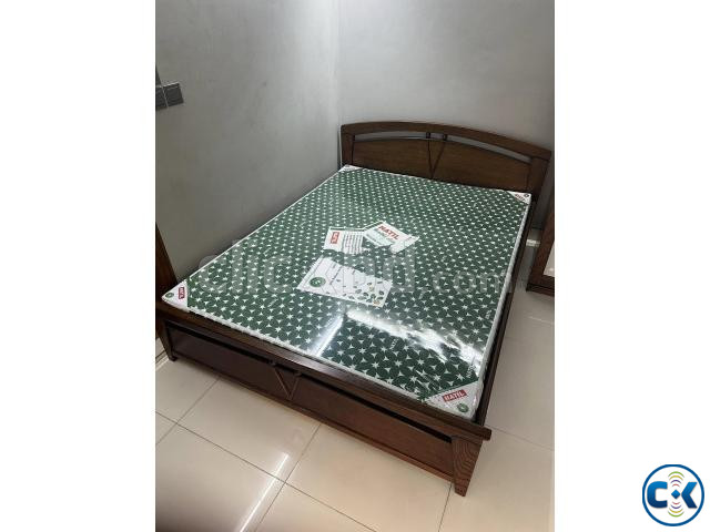 Hatil Queen Size Bed large image 1