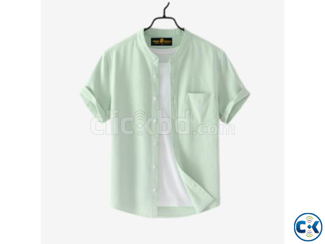Fashionable half-sleeve shirt for men large image 2