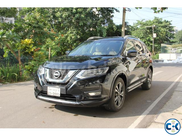 Nissan X-Trail 2017 New Shape 4WD Sunroof large image 1
