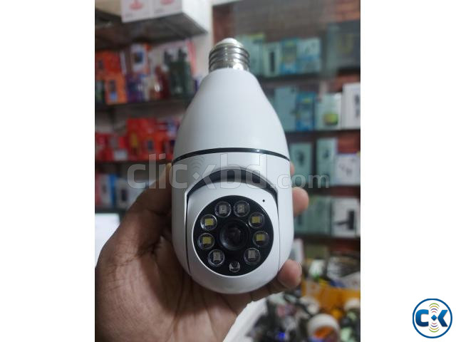 V380 Panorama Moving IP Wifi Light Video Camera large image 3