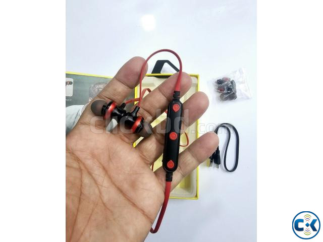 AWEI B980BL Wireless Sports Earphone large image 3