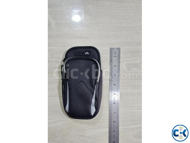 AR55 Mobile Running Arm Band Cell Phone Holder large image 2