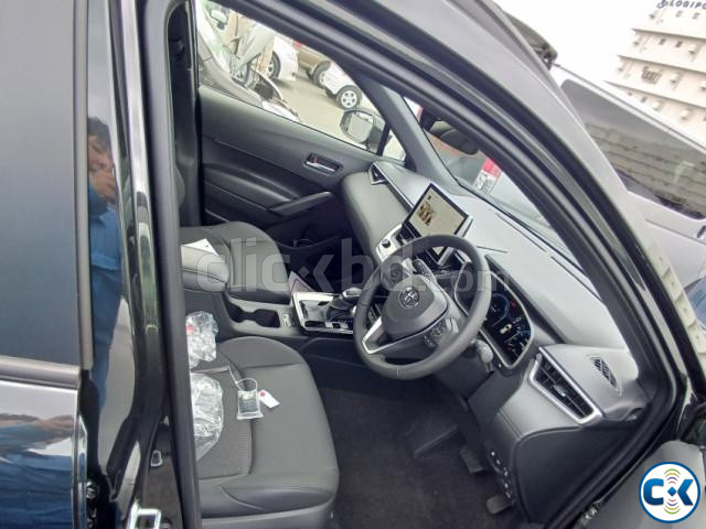 Toyota Corolla Cross 2025 large image 2
