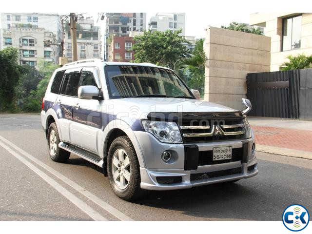 Mitsubishi Pajero Exceed V93 large image 0