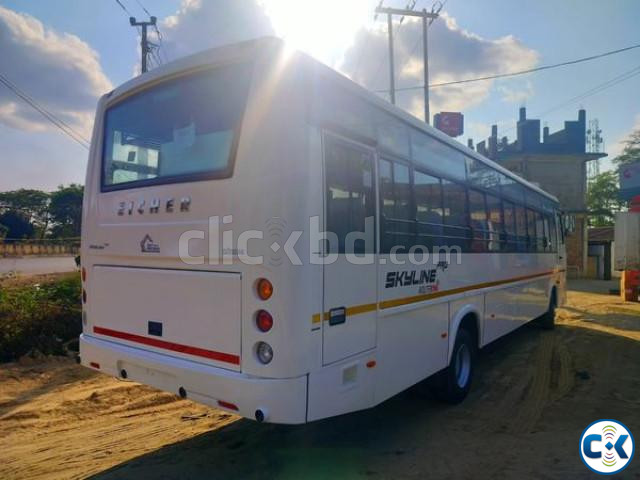 Eicher Bus Chassis 1090 L large image 1